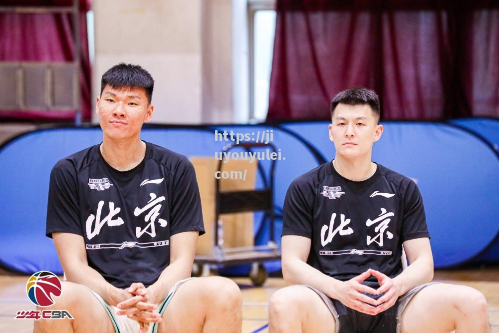 九游娱乐-少年CBA城市赛哈尔滨站风头正劲，吸引千名球员同场竞技_